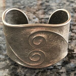 Vintage Newgrange Celtic Style Bangle Pewter